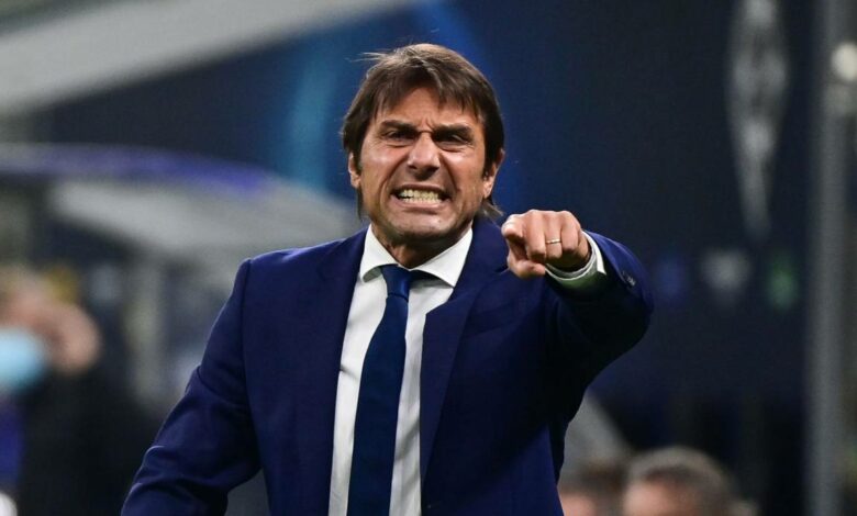 كونتي: يجب أن يظهر نابولي وجهه الغاضب خلال الموسم المقبل
