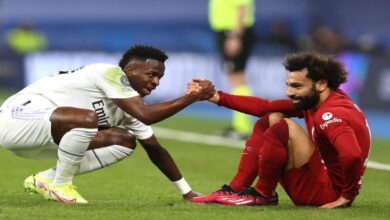 فينيسيوس يتوج بجائزة أفضل مهاجم بالعالم لعام 2024 من جلوب سوكر