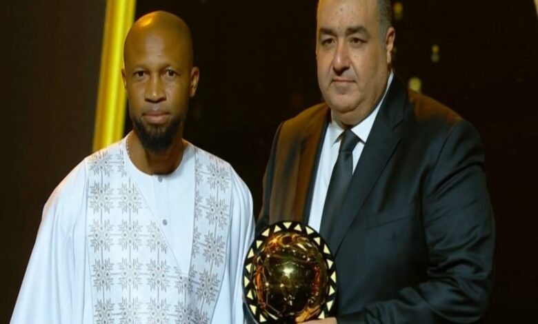 الأهلي يُتوج بجائزة أفضل نادي في إفريقيا لعام 2024